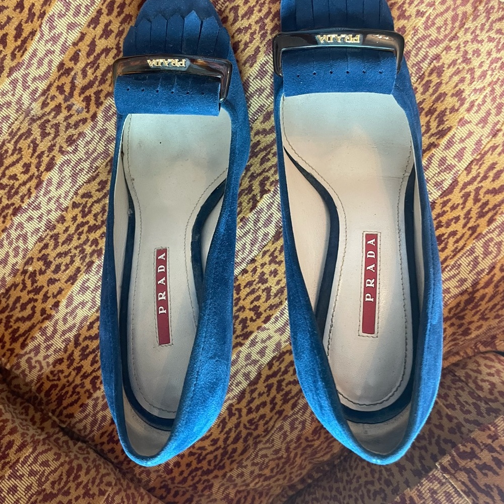 PRADA blue suede shoes Size 37.5 (7 1/2) in great condition